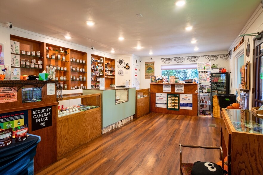 More Photos Of 1528 SE Holgate Blvd, Portland General Retail For Sale