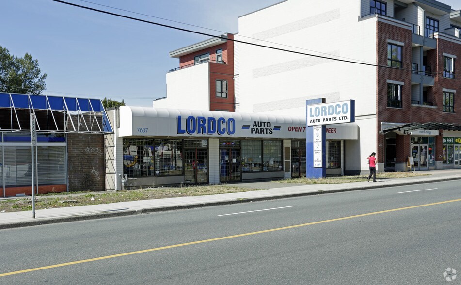 Primary Photo Of 7637 Edmonds St, Burnaby General Retail For Lease