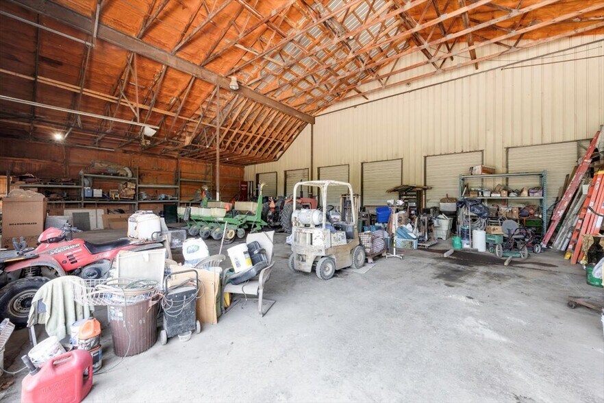 More Photos Of 485 Clinton St, Cowlesville Industrial For Sale