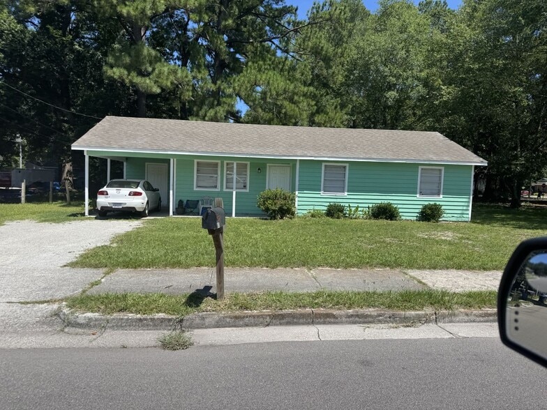 More Photos Of 407 Maides Ave, Wilmington Apartments For Sale