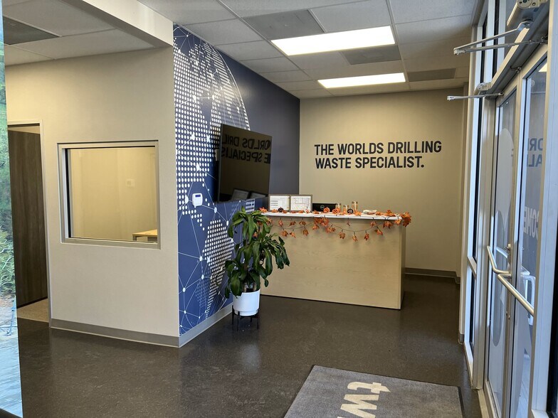 More Photos Of 1267 Cardiff Rd, Brookshire Warehouse For Lease