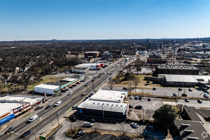 More Photos Of 513-515-519-533 Gallatin Pike S, Madison Freestanding For Sale