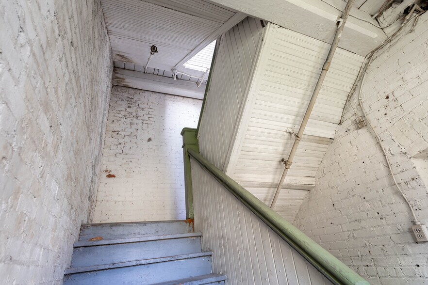 More Photos Of 250 N Main St, Mount Holly Office For Sale