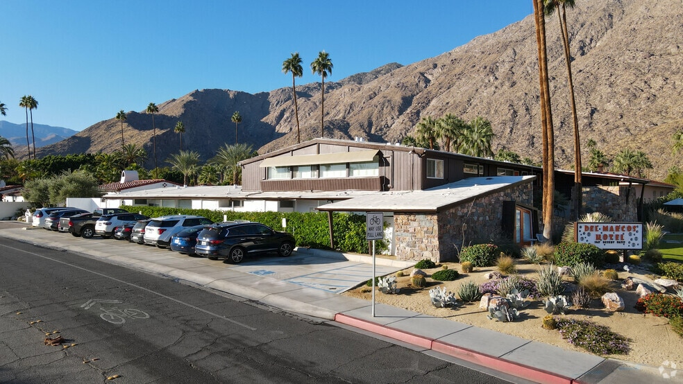 More Photos Of 225 W Baristo Rd, Palm Springs Hotel For Sale