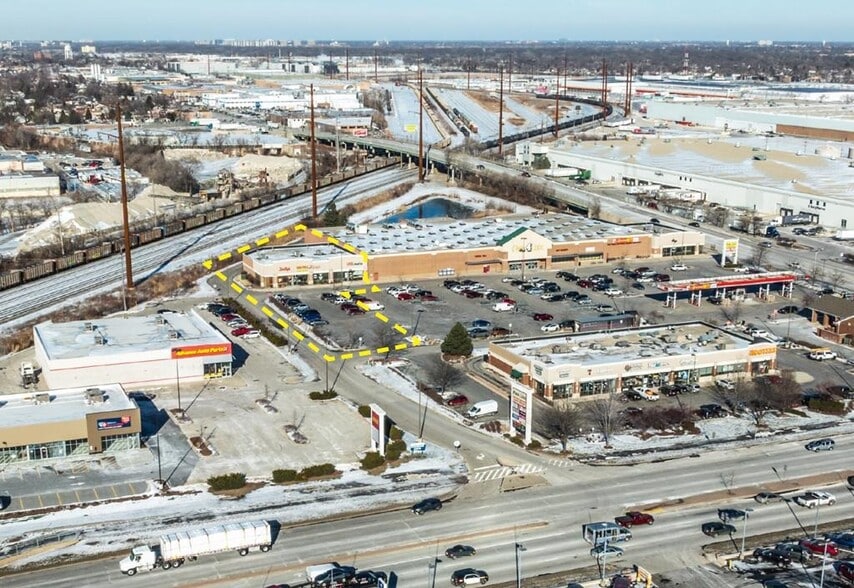 More Photos Of 2519-2541 W North Ave, Melrose Park Freestanding For Lease