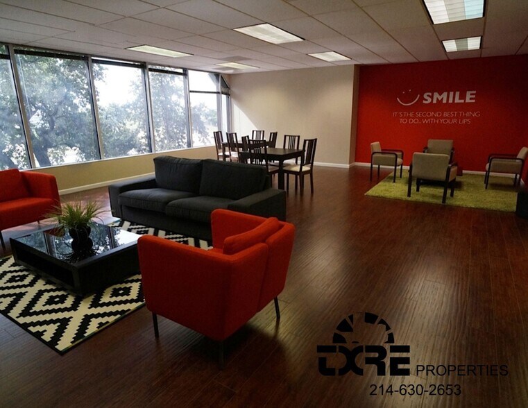 More Photos Of 1111 W Mockingbird Ln, Dallas Office For Sale
