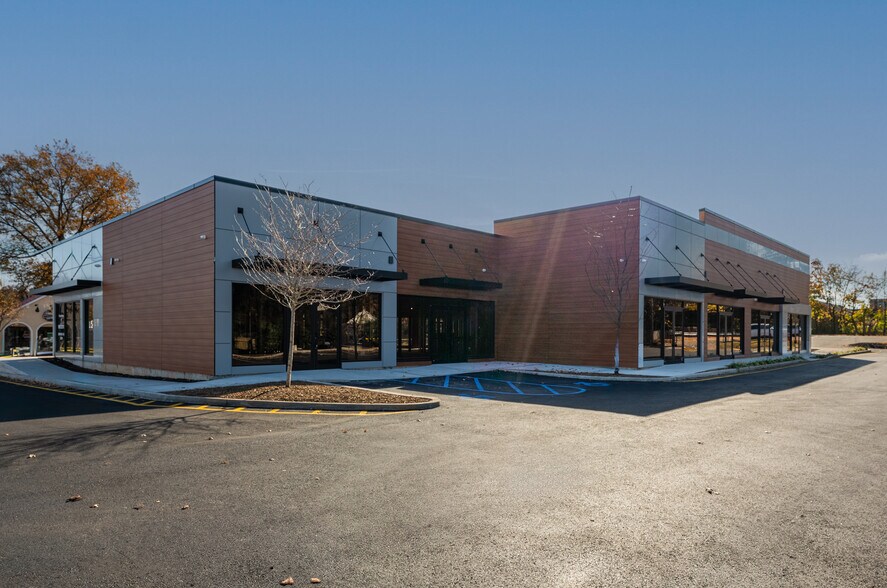 More Photos Of 101 S Main St, New City Freestanding For Lease