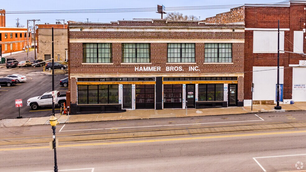 Primary Photo Of 407 Grand Blvd, Kansas City Office For Lease