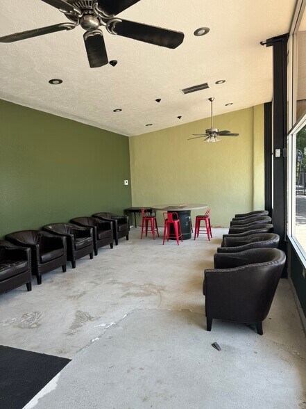 More Photos Of 1325 Yosemite Blvd, Modesto Storefront For Lease