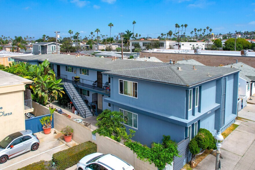 More Photos Of 4930 Santa Monica Ave, San Diego Apartments For Sale