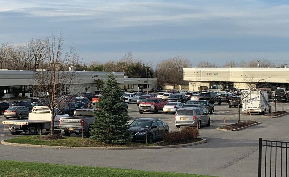 More Photos Of 3176 Abbott Rd, Orchard Park Warehouse For Lease