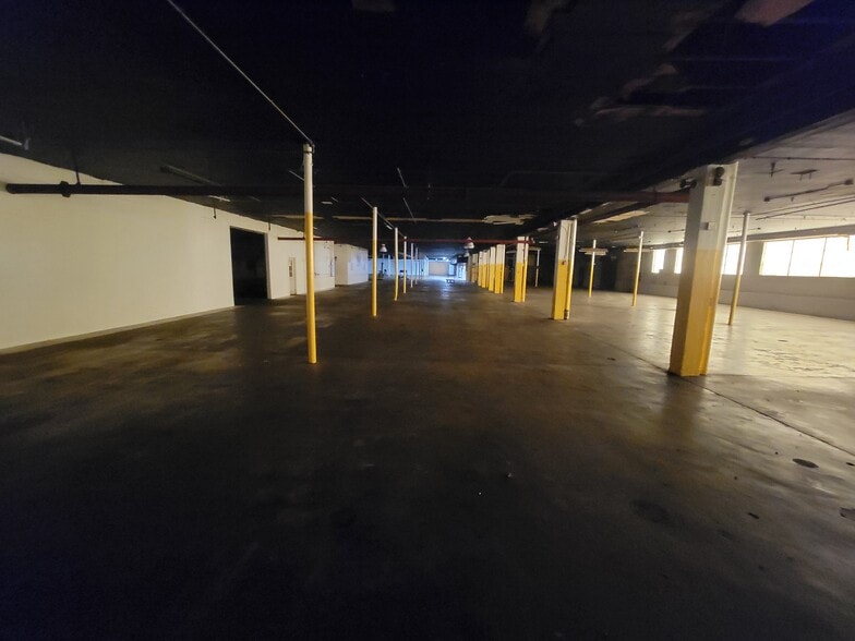More Photos Of 600 Haines Ave, Waycross Manufacturing For Lease