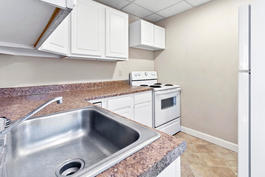 More Photos Of 458 High St, Morgantown Apartments For Sale