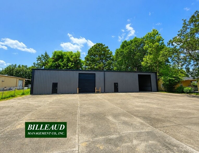 Primary Photo Of 303 Macon Rd, Lafayette Warehouse For Lease