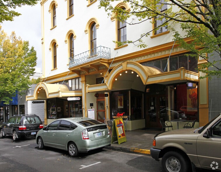 More Photos Of 767 Willamette St, Eugene Storefront Retail Office For Lease