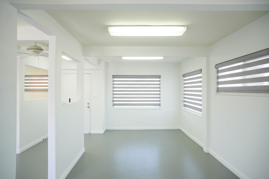 More Photos Of 649-655 W Commonwealth Ave, Fullerton Office For Sale