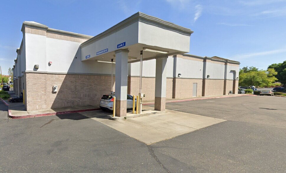 More Photos Of 526 E Bidwell St, Folsom Drugstore For Sale