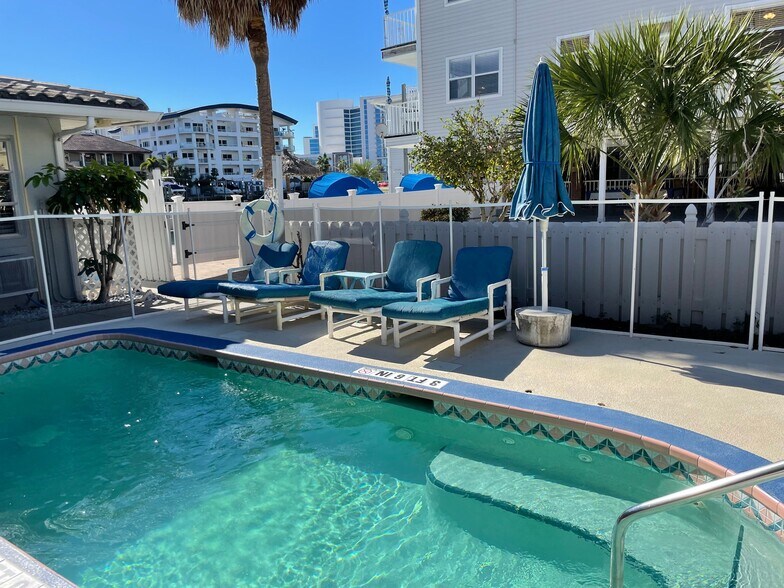 More Photos Of 115 Brightwater Dr, Clearwater Beach Hotel For Sale