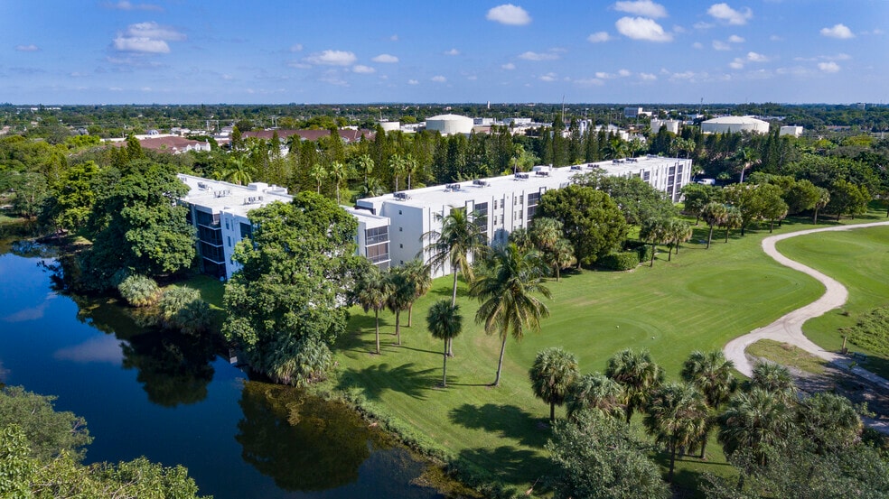 More Photos Of 8445 Springtree Dr, Sunrise Apartments For Sale