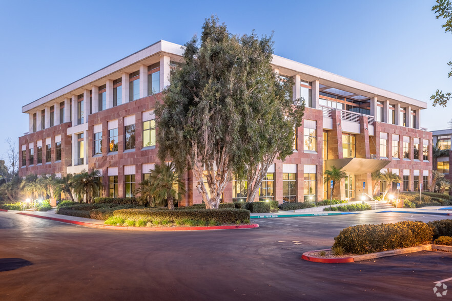 Primary Photo Of 1902 Wright Pl, Carlsbad Coworking Space