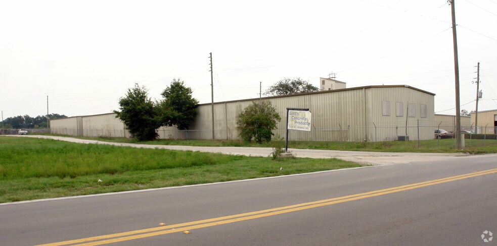 More Photos Of 321 Hennis Rd, Winter Garden Manufacturing For Lease