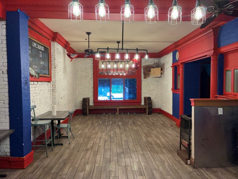 More Photos Of 1907 West End Ave, Nashville Restaurant For Sale