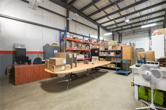 More Photos Of 380 Mackenzie Blvd, Fort McMurray Warehouse For Lease