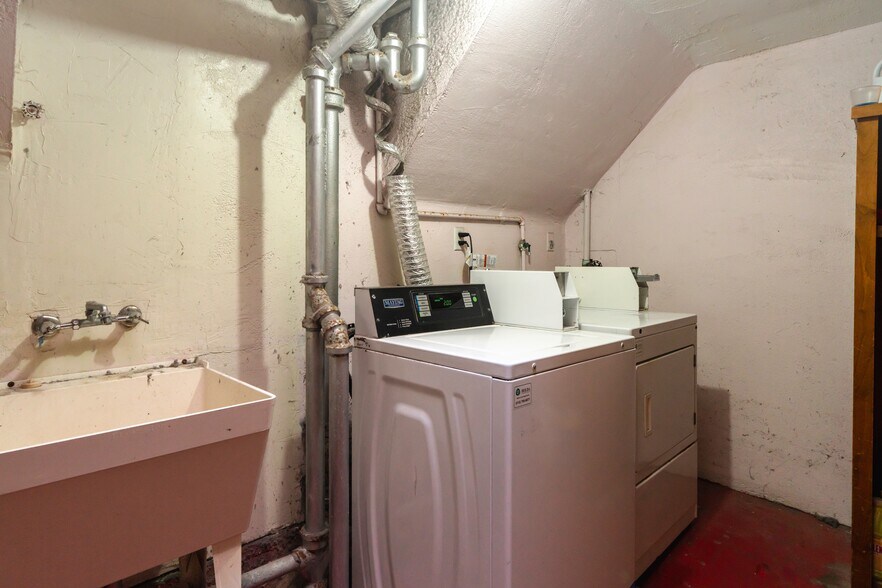 More Photos Of 1311 48th Ave, San Francisco Apartments For Sale