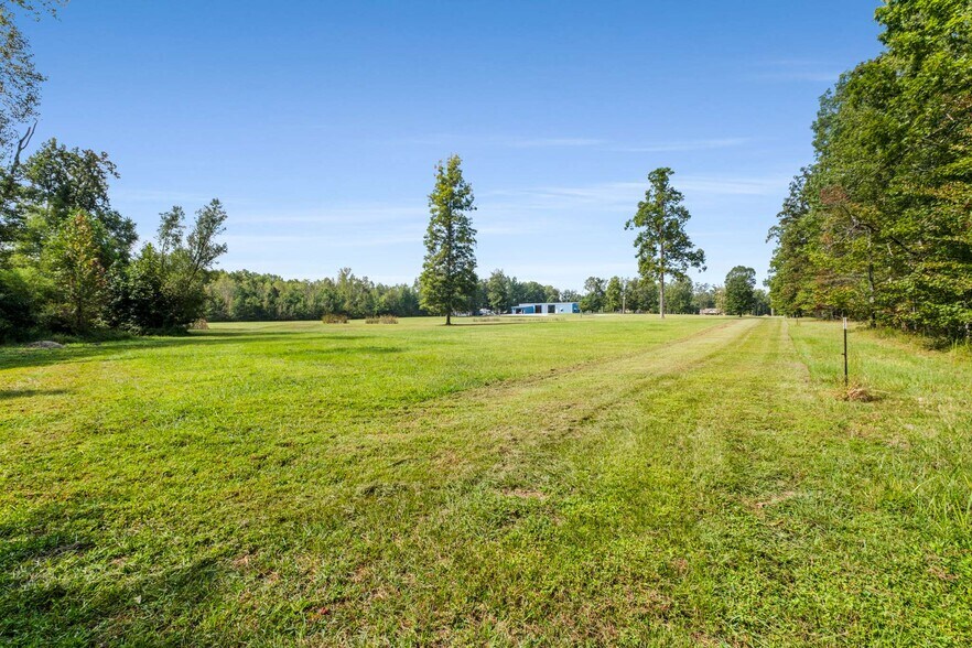 More Photos Of 456 Lakewood Park Rd, Beechgrove General Retail For Sale