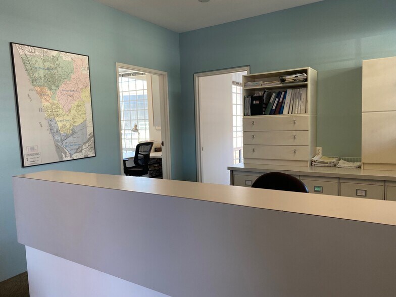 More Photos Of 2187 Newcastle Ave, Cardiff Loft Creative Space For Lease