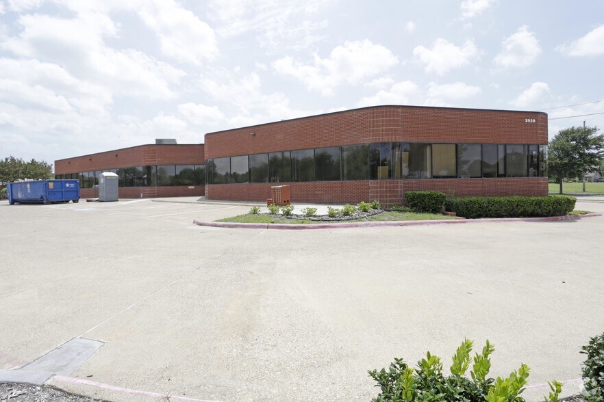 More Photos Of 3920 Alma Dr, Plano Coworking Space