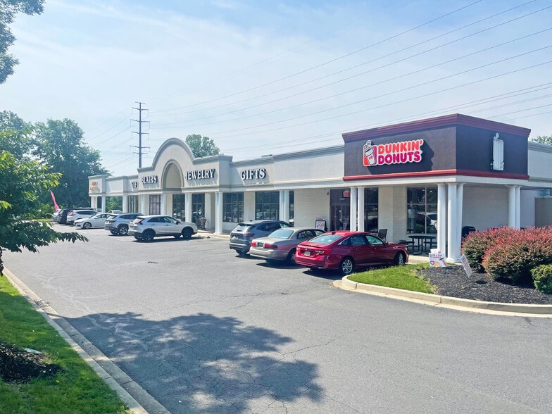 More Photos Of 22861 Three Notch Rd, California Freestanding For Lease