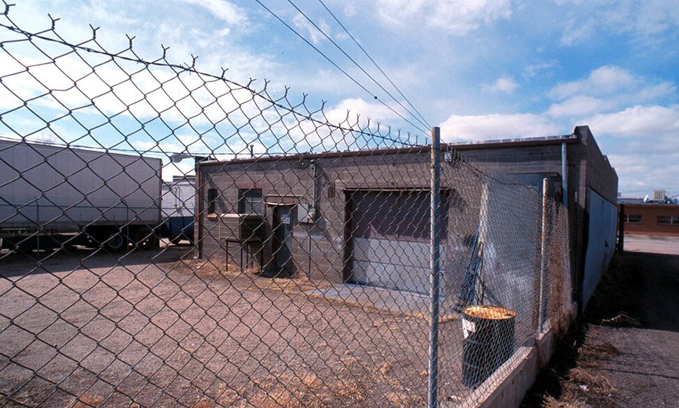 More Photos Of 1940 S Bannock St, Denver Service For Sale