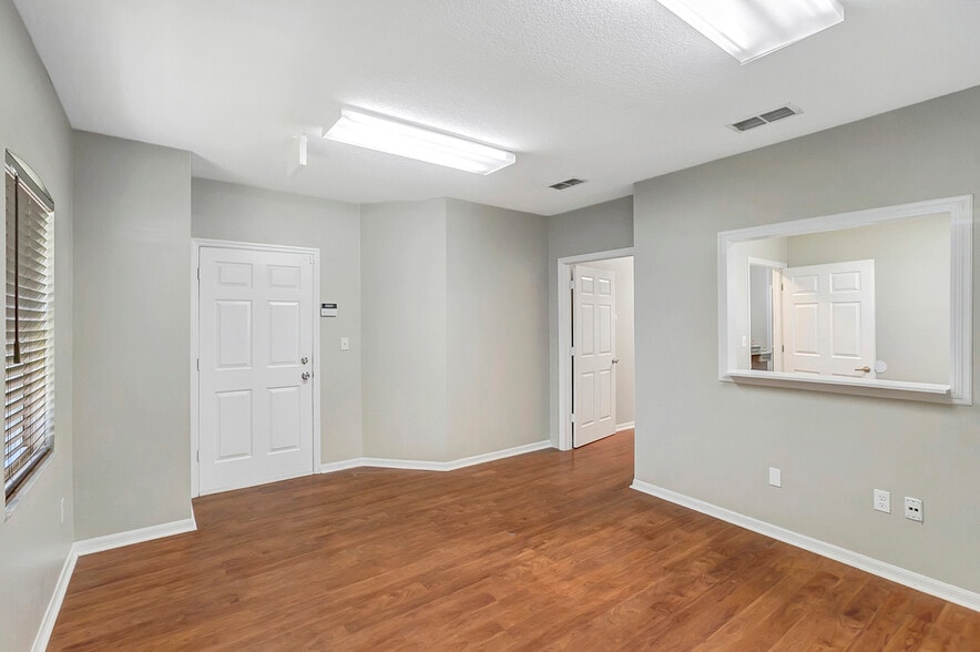 More Photos Of 28953 Wesley Chapel Blvd, Wesley Chapel Office For Lease