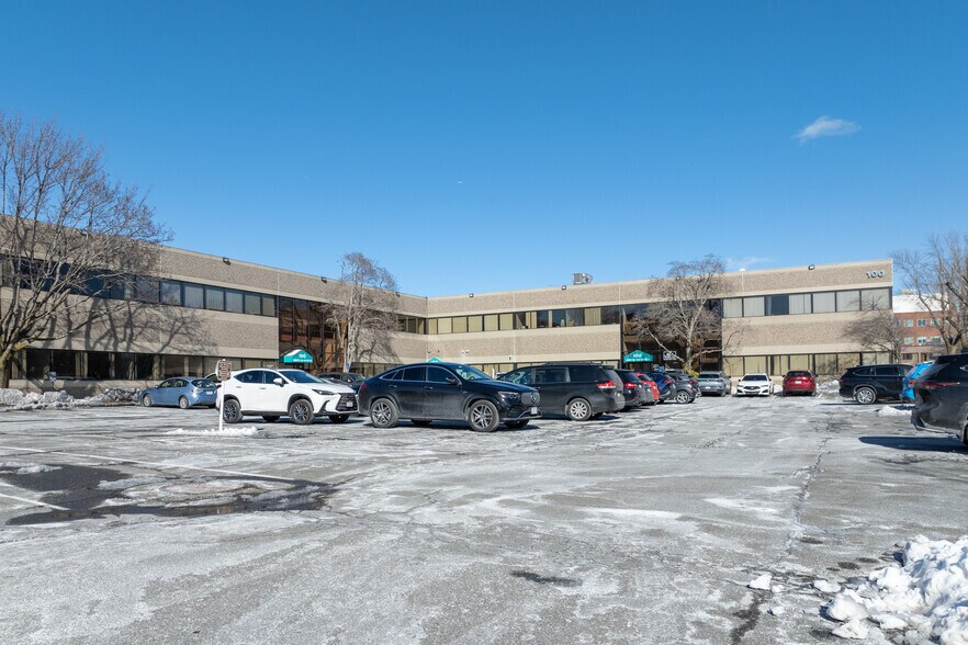 More Photos Of 100 Everett Ave, Chelsea Medical For Lease