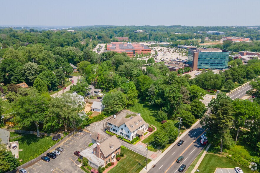 More Photos Of 531 E Lancaster Ave, Wayne Office Residential For Lease