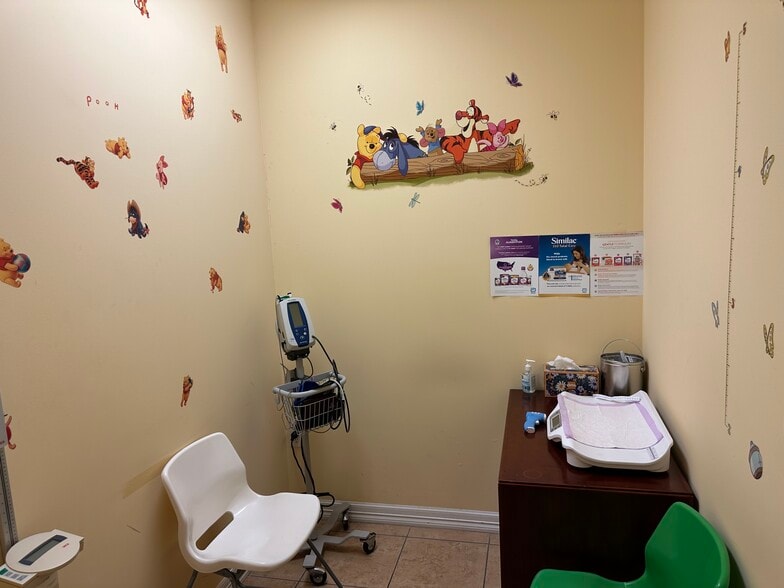 More Photos Of 4502 Riverstone Blvd, Missouri City Medical For Sale