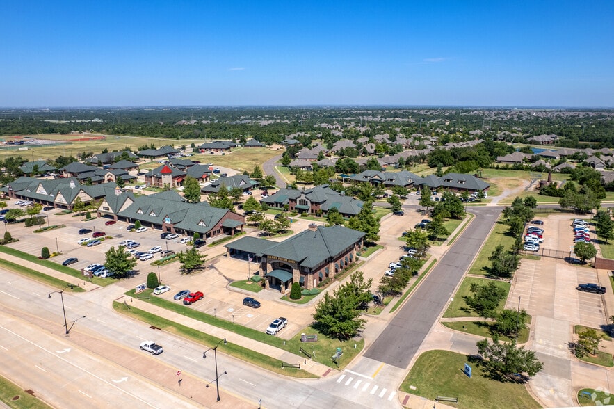 More Photos Of 755 W Covell Rd, Edmond Medical For Lease