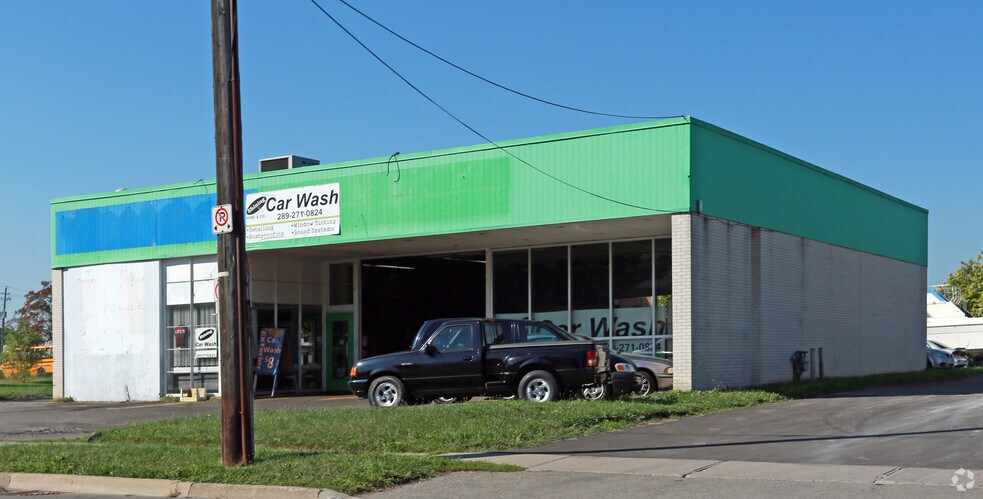 More Photos Of 403 Vine St, St Catharines Auto Repair For Sale
