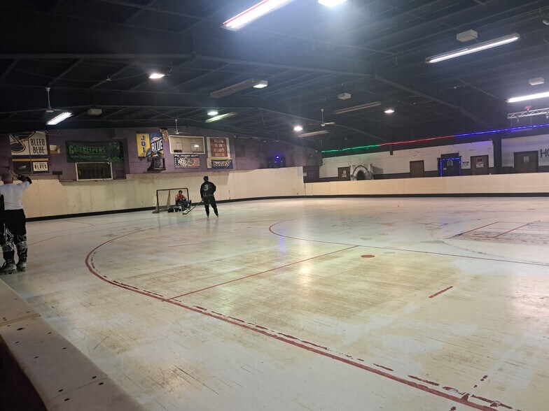 More Photos Of 120 E Catalan St, Saint Louis Skating Rink For Sale
