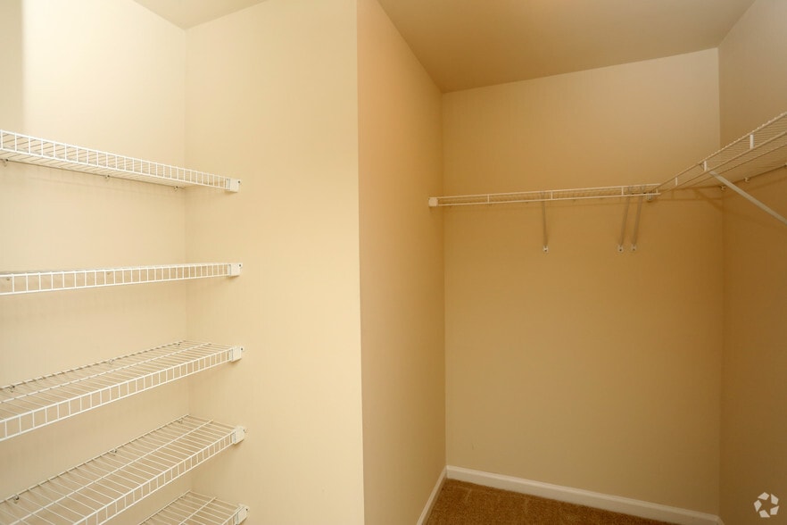 More Photos Of 10095 Washington Blvd, Laurel Apartments For Lease