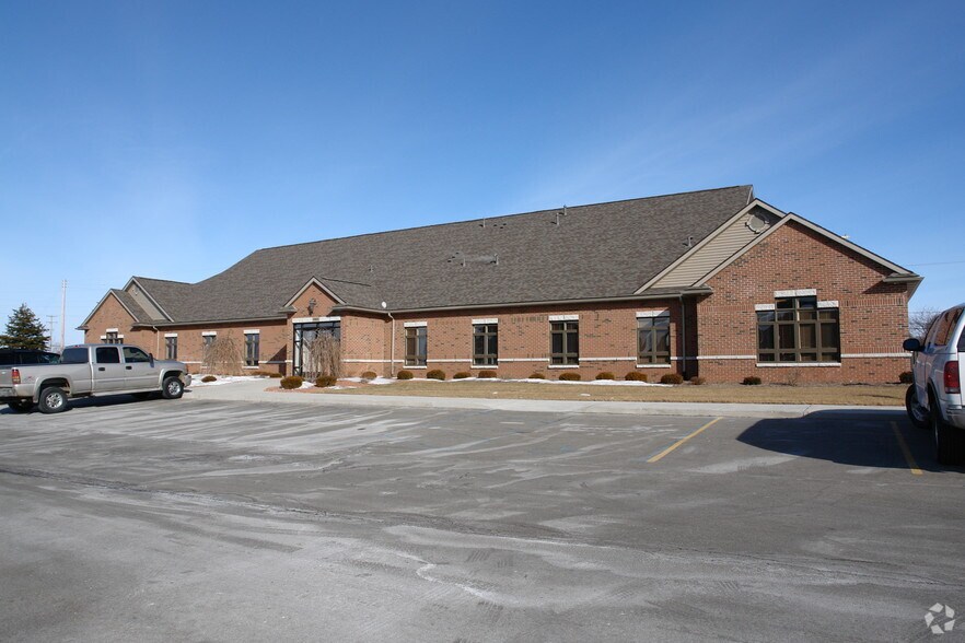 More Photos Of 1501 Waterford Pky, Saint Johns Medical For Lease