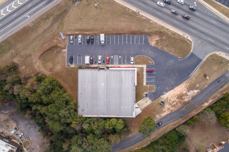More Photos Of 4696 Log Cabin Dr, Macon-Bibb Storefront Retail Office For Lease