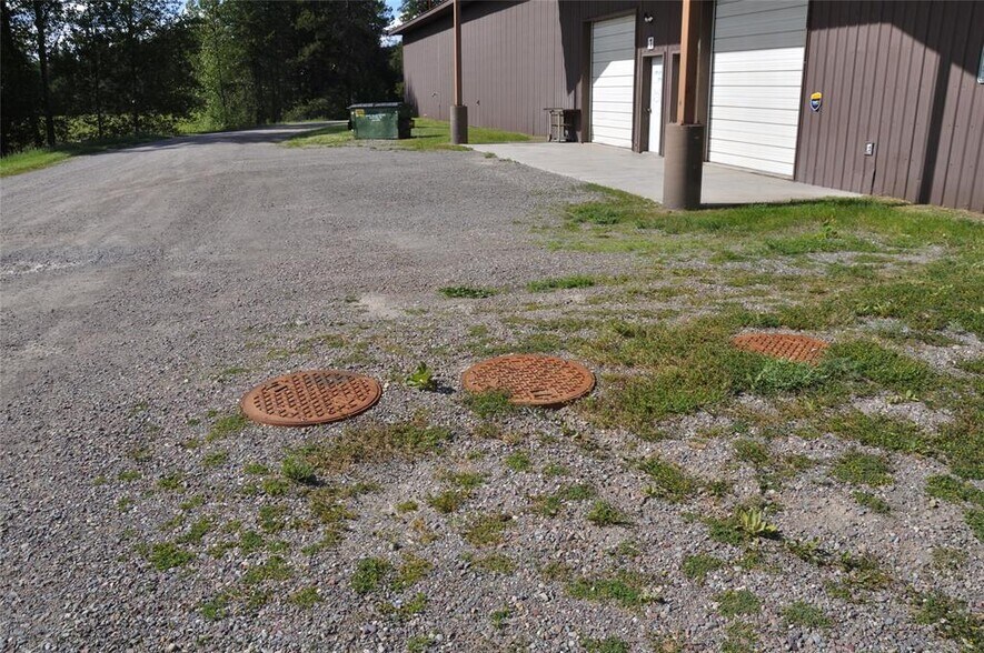 More Photos Of 6065 - 6073 US Highway 93, Olney Warehouse For Sale