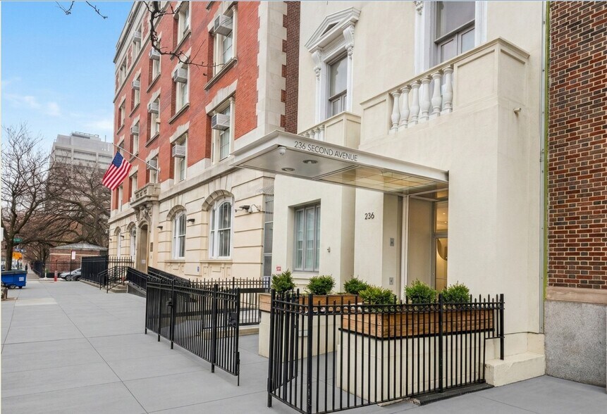 More Photos Of 236 Second Ave, New York Office For Lease