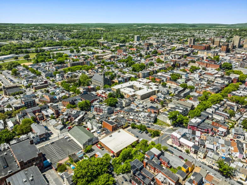More Photos Of 400 S 6th St, Reading Freestanding For Sale