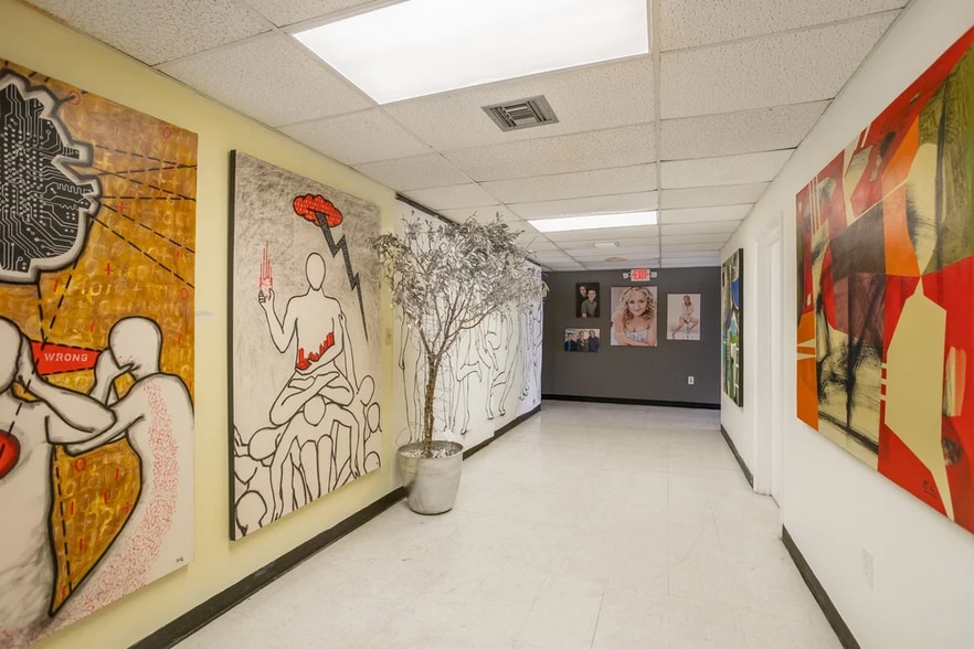 More Photos Of 400 23rd St S, Saint Petersburg Storefront Retail Office For Lease