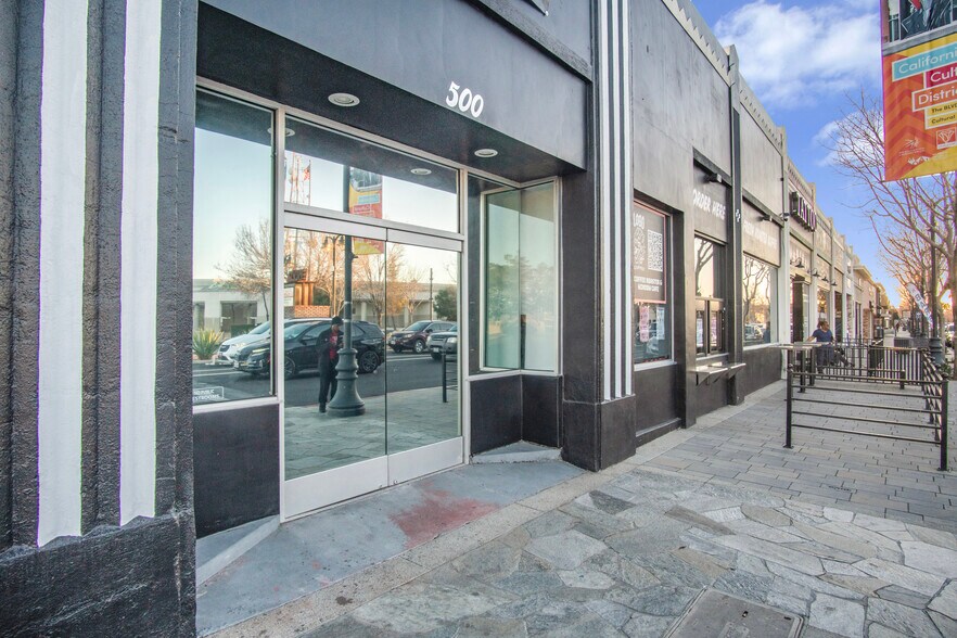 More Photos Of 500-510 W Lancaster Blvd, Lancaster Storefront For Sale