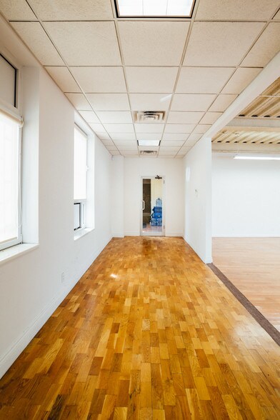 More Photos Of 384 Troutman St, Brooklyn Loft Creative Space For Lease