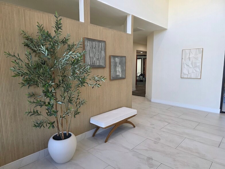 More Photos Of 9525 Hillwood Dr, Las Vegas Office For Lease